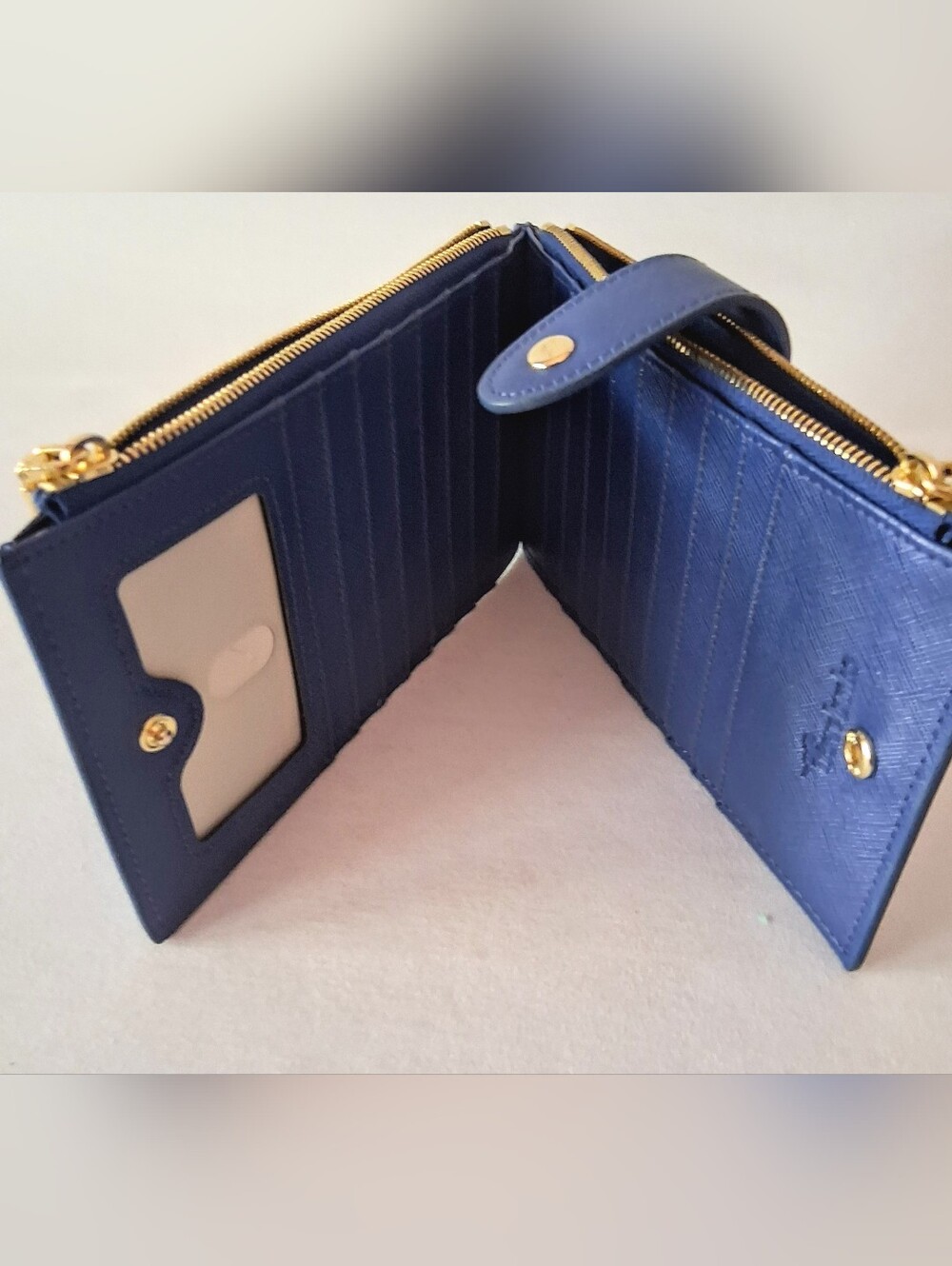 Vtg Travelambo Bi-Fold Wallet RFID Blocking - Blue Leather